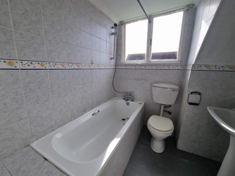 To Let 1 Bedroom Property for Rent in Strandfontein Western Cape